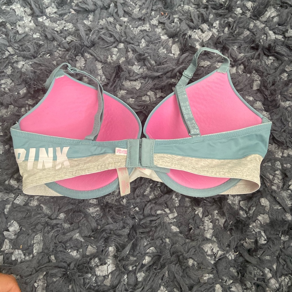 PINK bra - Picture 4 of 4
